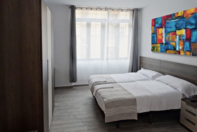 Habitación estándar - Hostal Tartessos